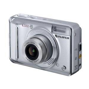 富士フイルム デジタルカメラファインピックス　FinePix A600【税込】 FFX-A600 [FFXA600]...