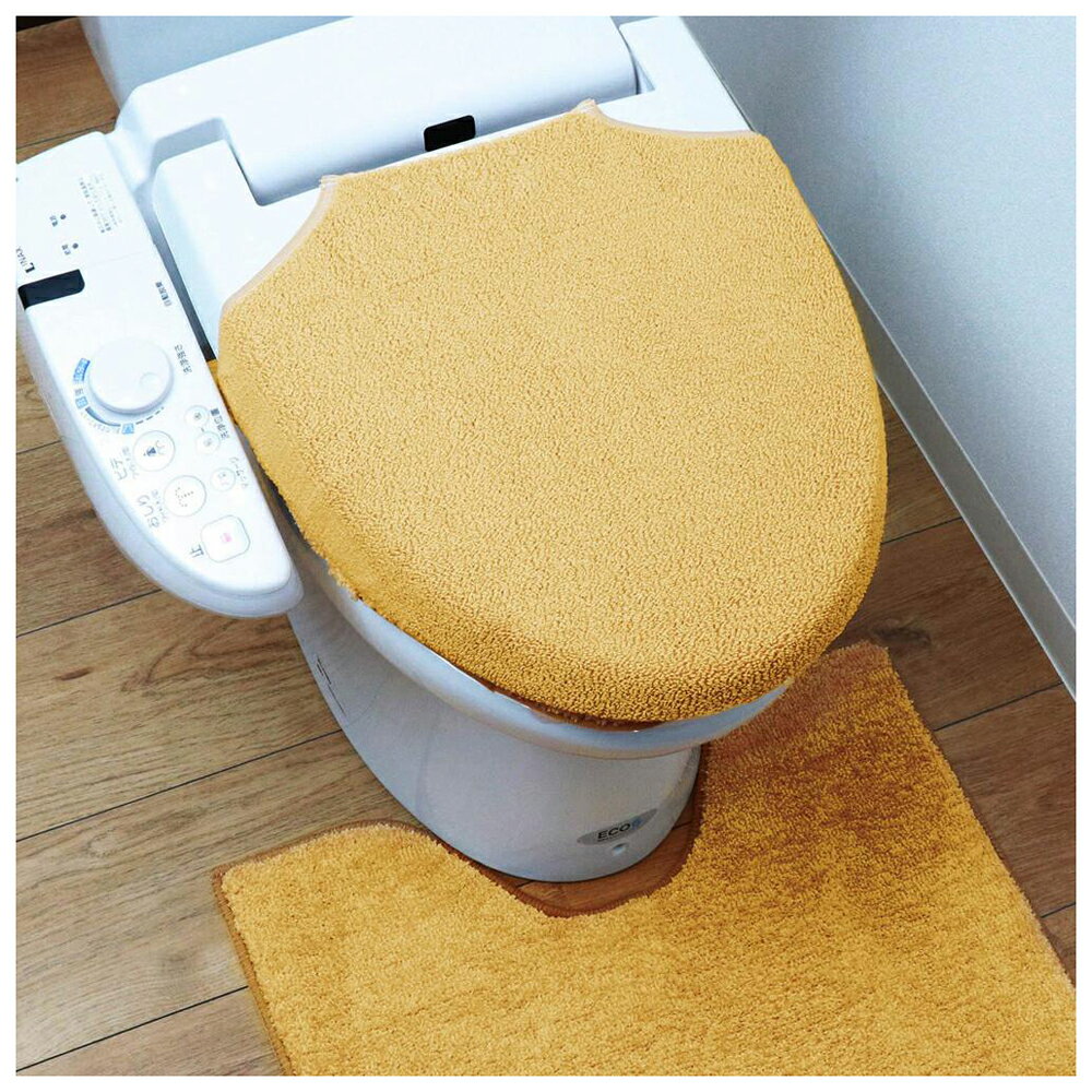 【返品種別A】□「返品種別」について詳しくはこちら□※本品は衛生の問題上、サイズが合わなかった、イメージ違いなどの理由での交換返品を受け付けておりません。予めご了承ください。※本来の用途以外には使用しないでください。※火気や暖房器具等での乾燥は絶対にしないでください。本品のゆがみや縮み等の変形・変質、または火災の原因にもなります。※お掃除に薬品を使用される場合は、本品をはずしてください。※パイルを引っ張ったり引っ掛けたりしないでください。（ループパイルを使用していますので、引っ張ると糸が抜けることがあります。）※【お洗濯についてのご注意】※お洗濯はぬるま湯または水でおこなってください。※洗濯機で丸洗いをする際、他の物と分けた上で必ず洗濯ネットを使用し、弱水流にしてください。※家庭用洗剤をご使用ください。※色落ちの原因となりますので、漂白剤は使用しないでください。※乾燥機は絶対に使用しないでください。（洗濯機に乾燥機がついている場合も同様）※ドラム式洗濯機（ななめドラム式を含む）でのお洗濯は、洗濯機の取扱説明書をお読みの上、おこなってください。※ねじり絞りは避け、形を整えて風通しのよい日陰でのつり干し乾燥をしてください。※洗濯により多少縮みや型くずれが発生します。※アイロン仕上げ処理はお避けください。※ドライクリーニング処理はお避けください。※カメラやモニターの性質により、画像と実物の色の違いがある場合がございますのでご理解願います。◆どのトイレフタでも取り付けOK！　「CHOICE All fit フタカバー」◆洗浄・暖房型用フタ、U型・O型用フタなど、フタの厚さや形状に関わらず装着が可能。◆独自製法の伸縮性抜群のパイル編みだから、どんな形状のフタでもグ〜ンと伸びて綺麗にフィット！　◆ふんわり柔らかなパイル編みだから毎日心地よく使えるのも嬉しい。◆軽量設計なので、自動開閉式のフタにも対応。◆装着感をアップさせる「アジャストバー」付き。細くて柔らかい素材なので隙間通しも簡単で取り付けラクラク！　◆洗濯ネットを使用すれば、洗濯機での丸洗いがOK！　お手入れが簡単だから、いつでも清潔に保てるのもポイント。■　仕　様　■対応サイズ（約）：フリーサイズ [縦]38cm [横]29cm※お使いのトイレのフタのサイズに合わせて伸縮します。※洗浄・暖房型用フタ、U型・O型用フタに対応。※サイズは平置き実寸サイズです。　実際の商品とは多少の誤差が生じる場合がございます。　あらかじめご了承ください。重量：約120g素材：[ループ糸]アクリル100％ [弾性糸]ナイロン90％、ポリウレタン10％[BF0129661A2D]BACKYARD FAMILY(バックヤードファミリー)生活家電＞生活雑貨＞掃除用具