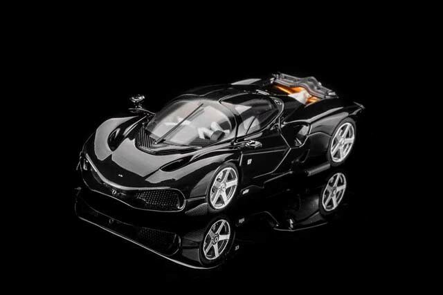 モーターへリックス 1/64 Nilu BLACK WATER-PARK BLACK【M67003】 ミニカー