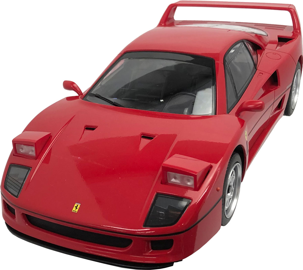 【返品種別B】□「返品種別」について詳しくはこちら□2023年07月 発売※画像はイメージです。実際の商品とは異なる場合がございます。※同一と思われるお客様より大量のご注文をいただいた場合、ご注文をお取り消しとさせていただく場合がございます。【商品紹介】ハピネット　1/14 R/C Ferrari F40 です。これぞ"THE Ferrari"を堂々商品化します！　フェラーリ創業40周年を記念して誕生した、"F40"が1/14スケールR/Cで登場オール乾電池仕様ヘッドライト開閉ヘッドライト・テールランプ点灯【セット内容】本体×1コントローラー×1取扱説明書×1【商品仕様】商品サイズ　：　W320×H145×D80（mm）パッケージサイズ　：　W430×H250×D175(mm)使用電池　：　本体/単3乾電池×5本(別売)、コントローラー/単3乾電池×2本(別売）周波数　：　2.4GHz対象年齢　：　6歳〜模型＞ラジコン＞ラジコン本体＞乾電池駆動ラジコンカー