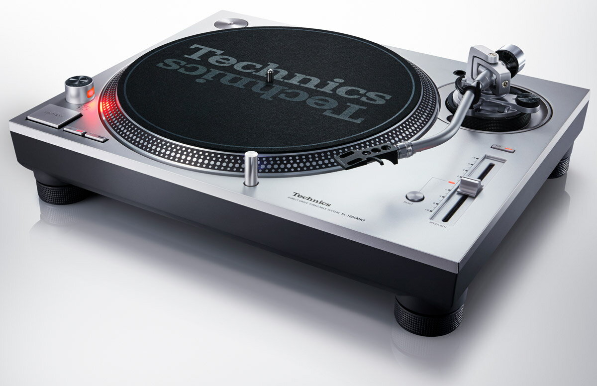 テクニクス ダイレクトドライブターンテーブルシステム（シルバー） SL-1200MK7WS