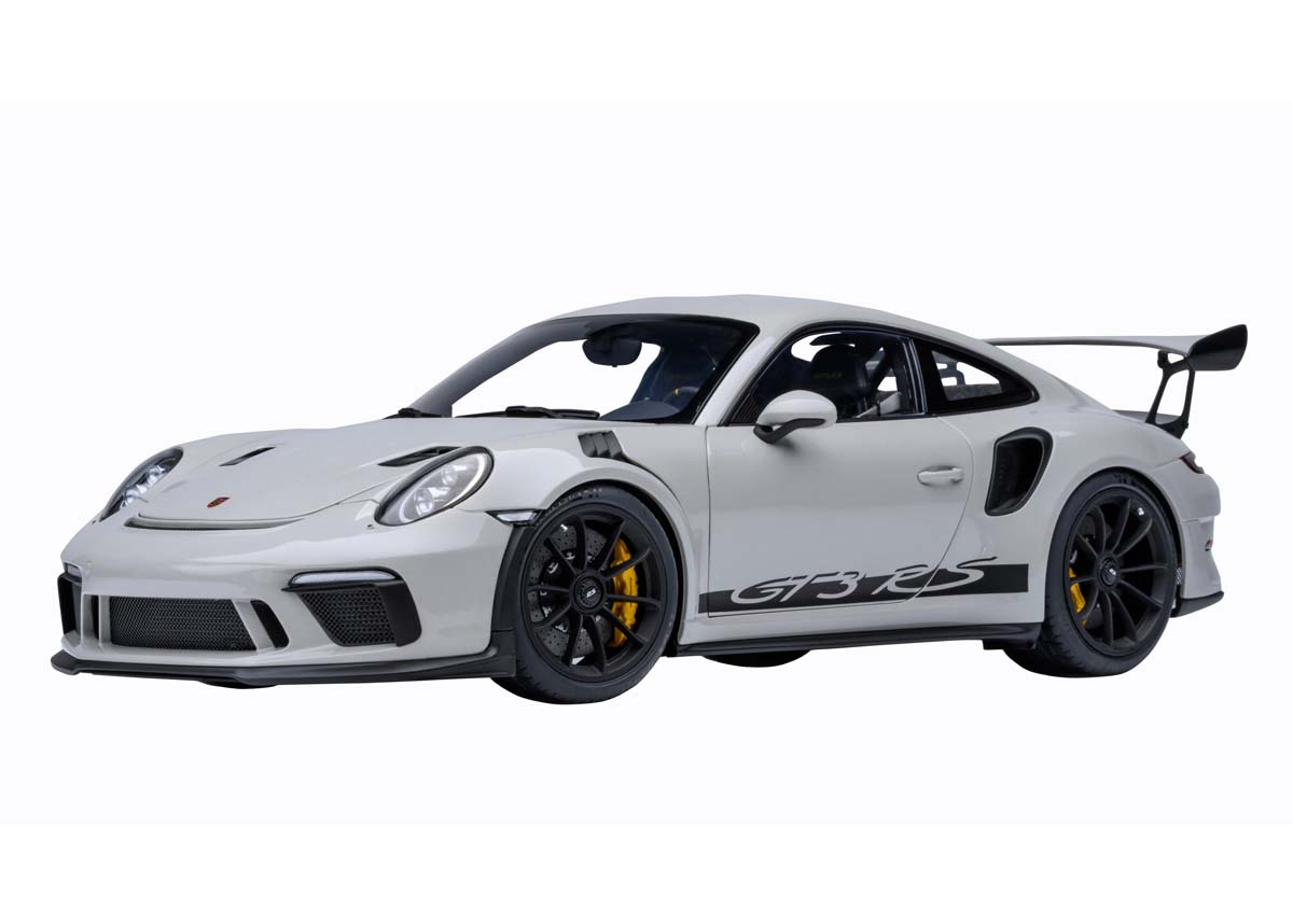 楽天市場】オートアート 1／18 ミニカー ポルシェ gt3 rsの通販