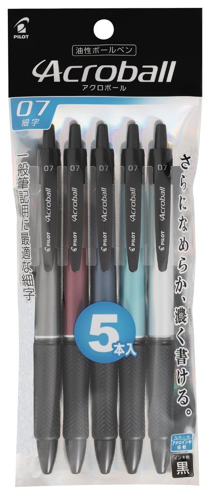 【返品種別A】□「返品種別」について詳しくはこちら□◆なめらかだけで満足できない人のための、リッチなアクロボール自由自在に、書くことを楽しむボールペン。なめらかでリッチなアクロボールです。◆なめらかに書けるアクロボールに使用しているアクロインキは、粘度を一般的な油性ボールペンの1/10にすることで、水性に近いサラサラなインキになり、ボールがスムーズに回ります。◆濃く書けるアクロインキは粘度が低いので、ペン先へのインキ供給が潤沢に。紙繊維の奥までインキが入り込むので、ムラのない濃い筆跡になります。◆しっかり握れるアクロボールのグリップには、やわらかく滑りにくい材質のラバーを採用。さらに表面には滑りにくい凸凹からなるタイヤパターンを施しました。■　仕　様　■ボール径：0.7mm方式：ノック式色柄：メタリック5色インキ種類：アクロインキインキ色：黒インキセット内容：メタルブラック、メタルレッド、メタルブルー、メタルグリーン、シルバ ※インキ色はすべて黒です。[PBAB75FT5PB]OAサプライ/OA機器＞オフィス事務用品・文房具＞ボールペン・万年筆