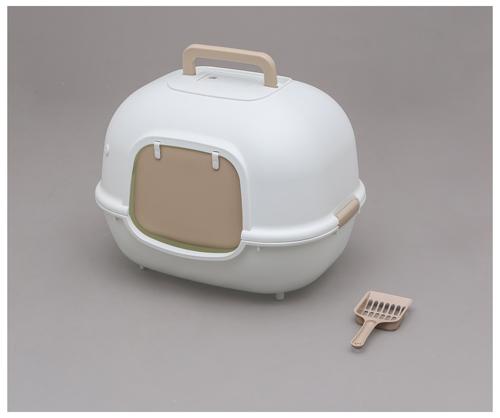 【返品種別A】□「返品種別」について詳しくはこちら□※仕様やパッケージは、リニューアルなどの理由で変更になっている場合がございます。予めご了承下さい。◆コンパクトサイズでケージの中にぴったり置ける猫トイレです。◆横漏れ防止構造で、おしっこが壁面をつたって外に漏れるのを防止します。◆トイレの内側にスコップを収納できるので、見た目もすっきりします。◆臭いが広がりにくい扉付きフルカバー、脱臭剤が入れられるポケット付きです。◆ワイドな出入り口で、身体の大きな猫ちゃんにも安心です。■材質：ポリプロピレン、ポリエチレン■サイズ（約）：幅510×奥行400×高さ390mm■入口サイズ（約）：235×195mm■適合ケージ：PEC-902、PEC-903アイリスオーヤマ広告文責：株式会社Joshin(06-6633-1111)日用雑貨＞ペット＞猫＞キャット用品＞トイレ用品・シーツ