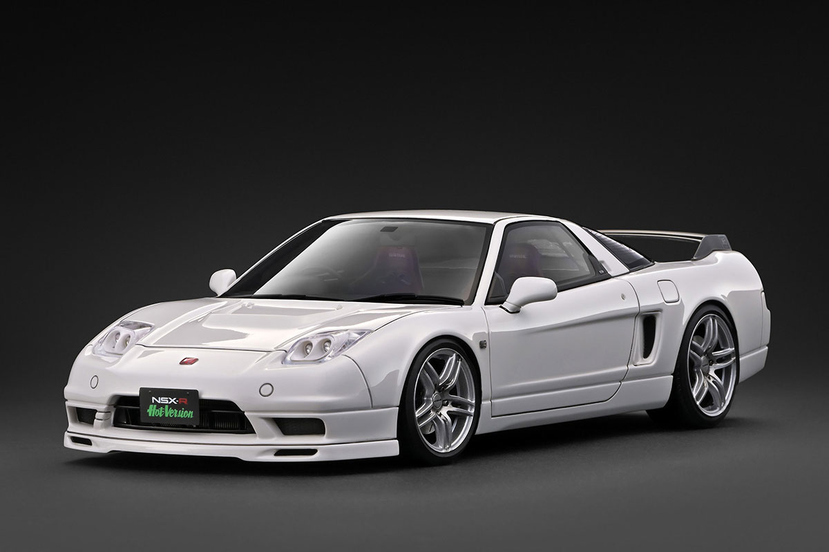 【商品名】 Autoart ホンダ NSX シルバー 1/18 中古 美品 完品 楽天市場】1／18 ホンダ nsx シルバーの通販
