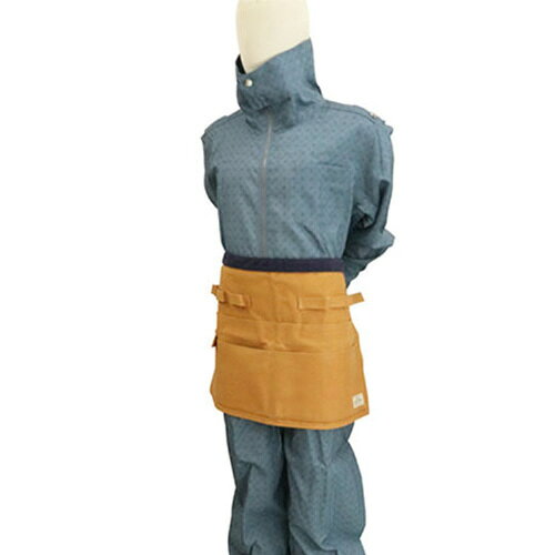 【返品種別B】□「返品種別」について詳しくはこちら□※高温になる所や火気等に近づけないようご注意ください。火災の原因になることがあります。※本体などにほつれなどの異常が出ましたら使用を中止してください。※用途以外のご使用はしないでください。汚れた場合は薄めた中性洗剤を布やスポンジなどに付けて落とし、洗剤をよく拭取って乾燥させてください。※鋭利な物や突起物等に引っ掛けないようにご注意ください。損傷の原因になります。※直射日光や雨のあたる場所、高温多湿になる場所に放置しないでください。退色や劣化、カビが発生する原因になります。※摩擦や水濡れなどにより、色落ちや色移りすることがあります。洗濯や漂白したり、乾燥機やアイロンを使用しないでください。ガーデニング・DIY・テント設営などあらゆるシーンに適した多機能エプロン◆複数のポケット付きで道具の保管・収納が可能です。◆園芸・アウトドアで動きやすいショートタイプです。◆耐久性に優れ、丈夫な帆布生地を採用しています。◆アウトドアテーブルの金具に取り付けが可能です。■　仕　様　■サイズ：幅600×長さ440×左右紐1000mmカラー：ブラウン材質・・・・生地：帆布[SCHA1センキチ]千吉アウトドア＞DIY・工具＞保護具＞保護服・作業服