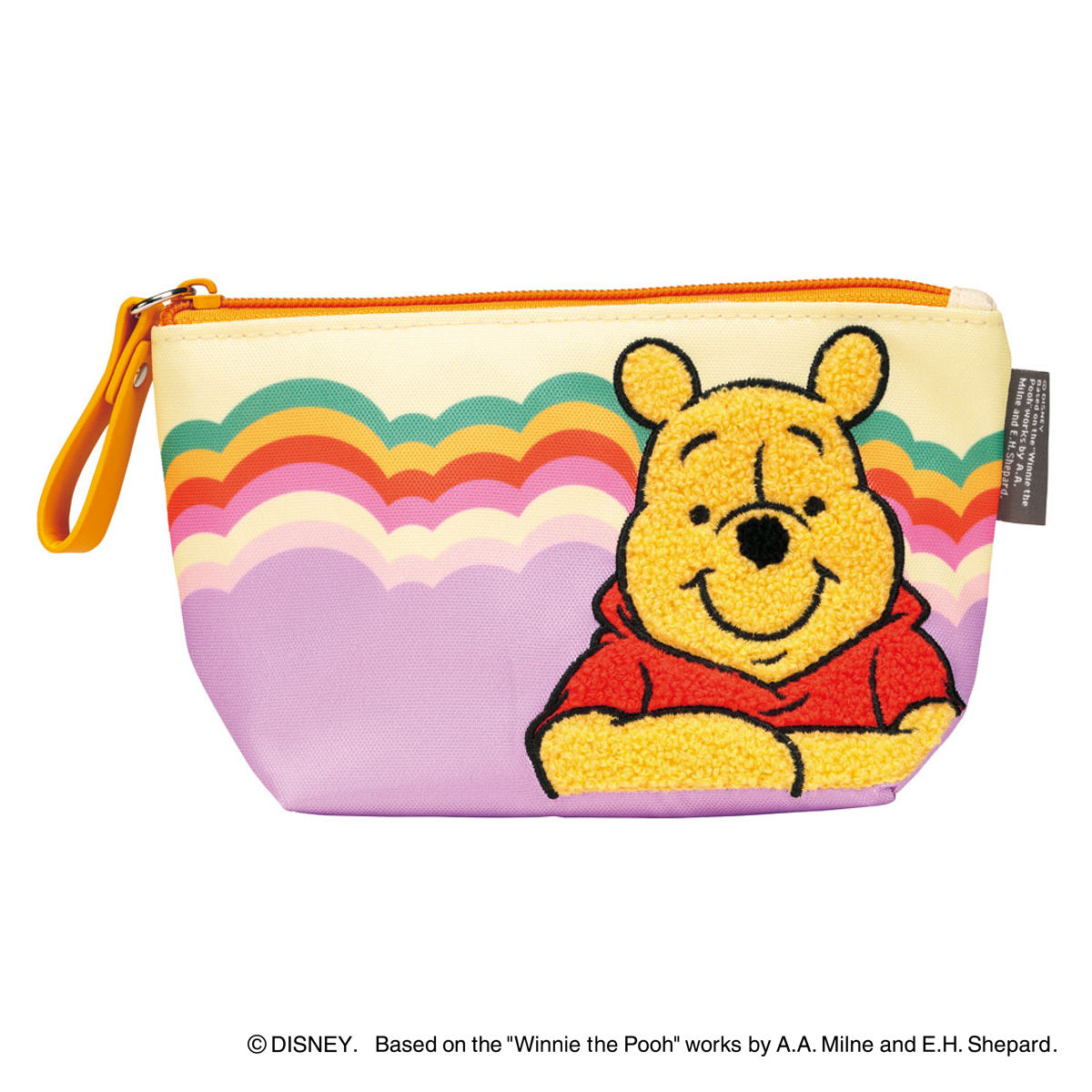 【返品種別A】□「返品種別」について詳しくはこちら□かわいいキャラクターのマチ付きポーチ◆かわいいキャラクターのマチ付きポーチです。◆小物やお菓子など細々したものを入れるのに便利です。◆しっかりとマチがあり収納力も抜群です。■　仕　様　■サイズ(約)： 幅20×奥行7×高さ11cm材質：表地・裏地：ポリエステル金具：亜鉛合金内容量：1個洗濯：不可[422475スケタ]スケーターアウトドア＞アウトドア用品＞バッグ