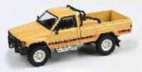 PARA64 1/64 トヨタ ハイラックス 1984 シングルキャブ イエロー LHD【PA-55523】 ミニカー
