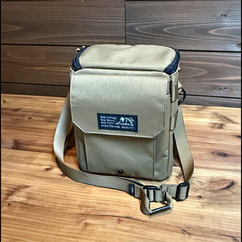 �꡼�˥� ���������ݡ��� 3L (������) MSB-68-KHAKI �饤���ե����ȥ꡼ LINHA SQUARE POUCH