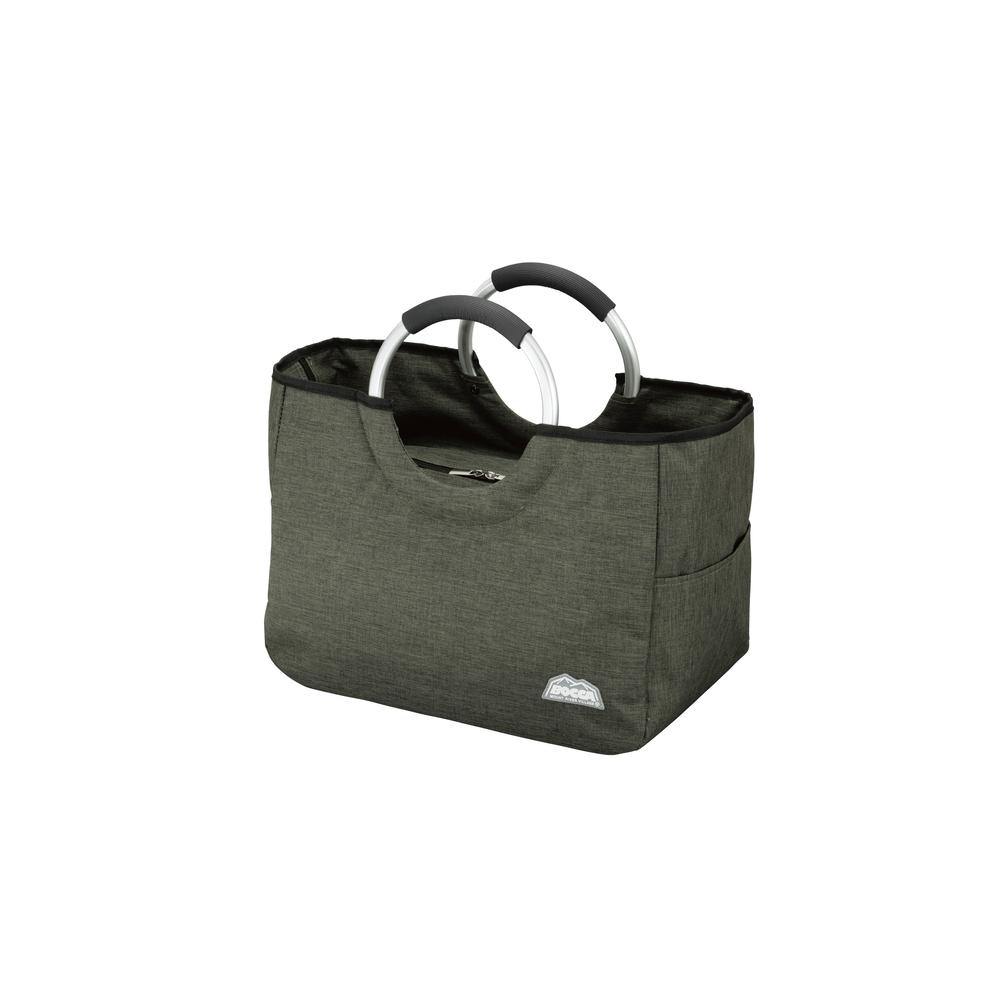 【返品種別A】□「返品種別」について詳しくはこちら□◆大容量＆超軽量！　スタイリッシュな外観と抜群の機能性を兼ね備えた！　BOCCA　保冷トートバッグが登場。大容量17L！　キャンプやBBQ、買い物に大活躍家族全員分のお弁当や水筒、キャンプ道具、食材などがしっかり入る大容量。レジャーや運動会はもちろん、普段の買い物にも◎安心の保冷仕様バッグの内側にはアルミ蒸着フィルムを採用。しっかり保冷してくれるので、BBQに持っていく野菜やお肉、普段の買い物での生鮮食品の持ち運びも安心！　開口部が広く、取り出しやすいサイド面までファスナーが開くので、開口部がとても広く、開けた瞬間に何がどこにあるか一目瞭然！　準備でバタバタしていてもサッと取り出せるのが嬉しいポイント。ファスナー上のスペースも有効活用すぐに使いたいボトルや小物などは、ファスナー上のスペースに載せて持ち運びOK。持ちやすく、丈夫なアルミハンドル持ち手は丈夫なアルミ製。クッション付きなので、重い物を入れても手が痛くなりにくいのも◎出し入れに便利な自立型マチが広く、底板も内蔵されているので、地面やベンチ、車のシートに置いても自立してくれる！　■　仕　様　■素材：[表地]ポリエステル100％[インナー(表面)]アルミフィルム[インナー(中材)]EPE[ハンドル]アルミニウムサイズ：[縦]約38cm/[横(底部)]約36cm/[マチ]約23cm[持ち手]約29cm※サイズは当店計測の実寸サイズです。実際の商品ならびにメーカー表記サイズとは多少の誤差が生じる場合がございます。あらかじめご了承ください。重量：約611g耐荷重：約12kg年月の経過や空気中の湿度や紫外線、熱や汚れ等により、劣化などが生じる場合があります。長時間日光にあたったり、摩擦、水漏れなどによる色落ちや色移りすることがあります。お取り扱いの際は、商品やパッケージなどに記載されている品質表示、アテンションタグ、ご使用上の注意事項などを必ずご確認下さい。本来の目的以外にはご使用にならないで下さい。カメラやモニターの性質により、画像と実物の色の違いがある場合がございますのでご理解願います。[BF0251001A2B]BOCCA(ボッカ)アウトドア＞アウトドア用品＞クーラーボックス・保冷剤