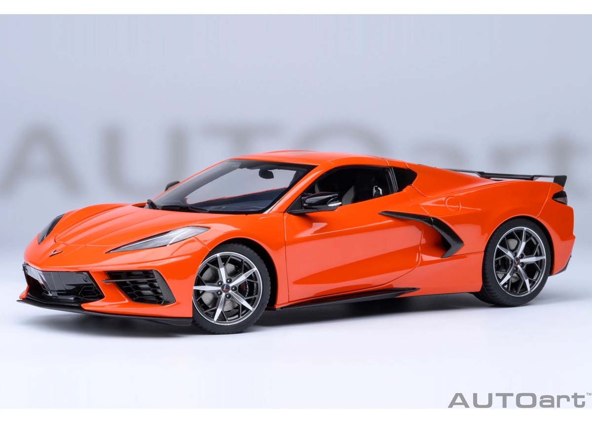 オートアート 1/18 シボレー コルベット (C8) スティングレイ Z51 (オレンジ)【71283】 ミニカー