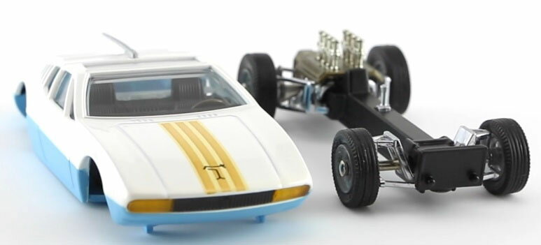 CORGI 1/44 271 ギア 5000 マングスタ（デ ト マソ シャーシ付） ホワイト/ブルー【CG54321008】 ミニカー
