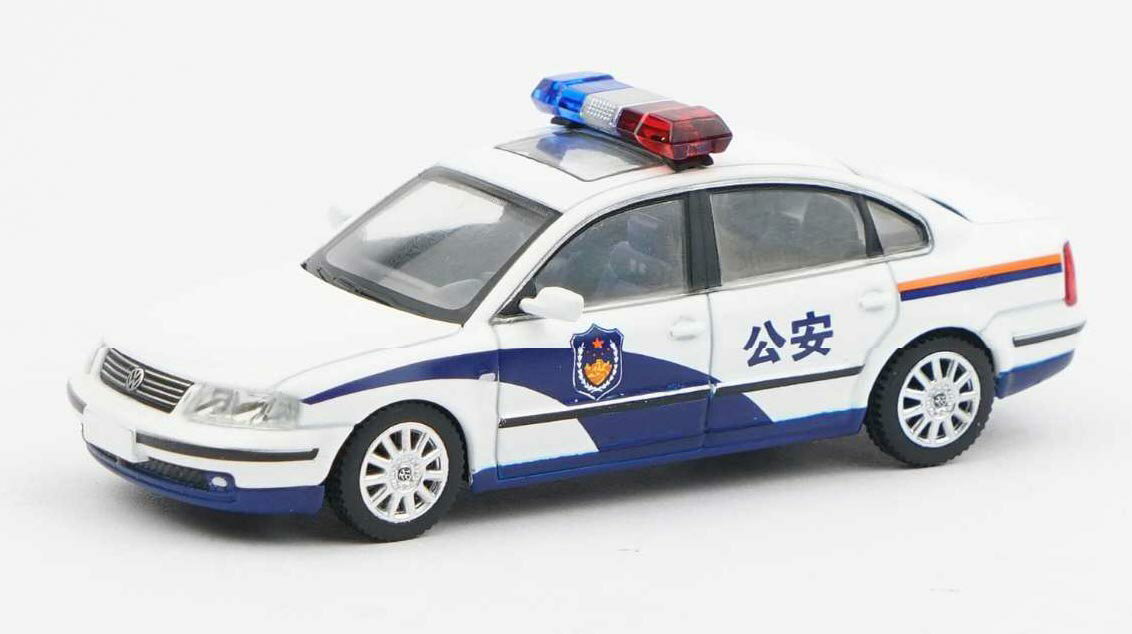 拓意 XCARTOYS 1/64 フォルクスワーゲン パサート（第5世代） 中国公安局パトカー仕様【Y48-02】 ミニカーのサムネイル