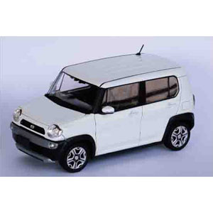 フジミ 1/24 車NEXTシリーズ No.4 マツダ フレアクロスオーバー（ピュアホワイトパール）【車NX-4】 プラモデル