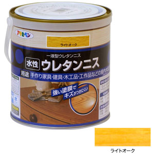 【返品種別B】□「返品種別」について詳しくはこちら□◆強い塗膜でキズがつきにくい◆着色と美しいツヤだしが同時にでき、木目をいかしたきれいなツヤに仕上がります。◆塗膜は肉持ち感が良く、耐久性に優れています。◆臭いが少なく、塗りやすい水性タイプです。◆手作り家具・建具・木製品・工作品などの屋内木部（高級家具を除く)、無垢木材床(フローリングを除く) ■　仕　様　■カラー：ライトオーク内容量：0.7L標準塗り回数：2回塗り光沢：ツヤあり塗膜の仕上がり：半透明標準塗り面積（2回塗り）：5.4〜9.8m2(タタミ3.3〜5.9枚)塗料タイプ：合成樹脂(アクリル)乾燥時間・・・・夏期：30〜1時間・冬期：2〜3時間[AP9018207]アサヒペンアウトドア＞DIY・工具＞工事・照明用品＞塗装・内装用品