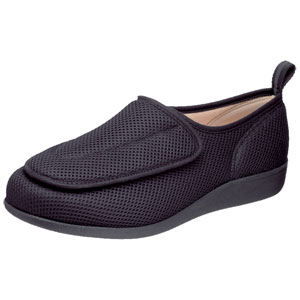 【返品種別A】□「返品種別」について詳しくはこちら□※サイズはJIS規格に基づいて製造しておりますので「自動サイズ測定」を目安としてご使用ください。◆面ファスナーが大きく開き、脱ぎ履きがしやすい男性向けシューズ◆理想的な体重移動をサポートす...