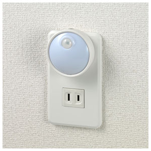 ELPA AC式　LEDナイトライト PM-LA301(W) [PMLA301W]