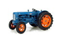 UNIVERSAL HOBBIES 1/32 Fordson Power Major (1958) ミニカー