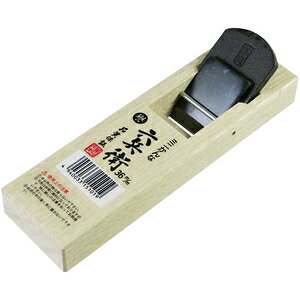 【返品種別B】□「返品種別」について詳しくはこちら□◆板や角材などを正確な表面に仕上げる時に使う大工道具(カンナ)です。◆二枚刃鉋。◆一般木材、新建材等の面取り、切削用。■　仕　様　■刃幅：36mm質量(約)：280g材質：SK-5、S50C、樫[15101ヤマタニ]山谷製作所アウトドア＞DIY・工具＞工事・照明用品＞土木作業・大工用品