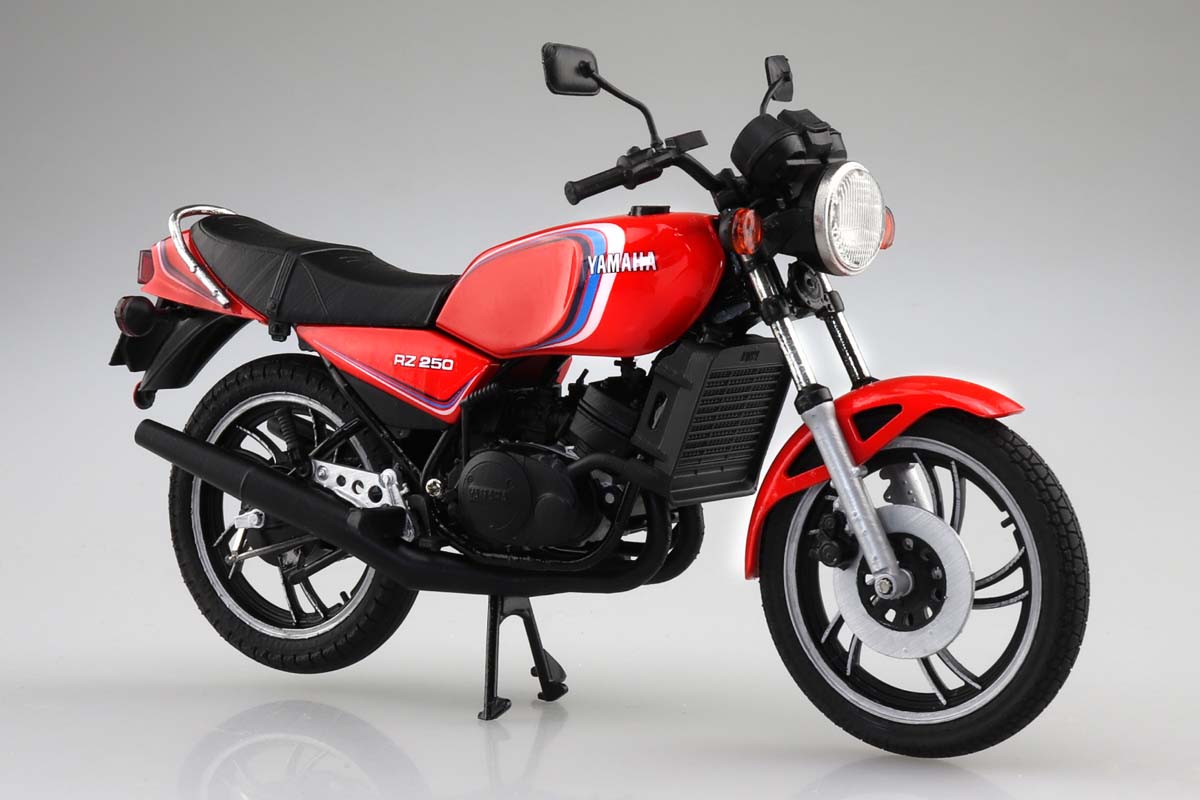 アオシマ スカイネット 【再生産】1/12 完成品バイク Yamaha RZ250 YSPカラー 塗装済完成品