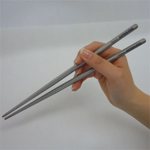 Joshin web 家電とPCの大型専門店のキャプテンスタッグ チタン製　箸-HASHI- UH-3004 CAPTAIN STAG [UH3004キヤプテンスタツグ]｜アングル3