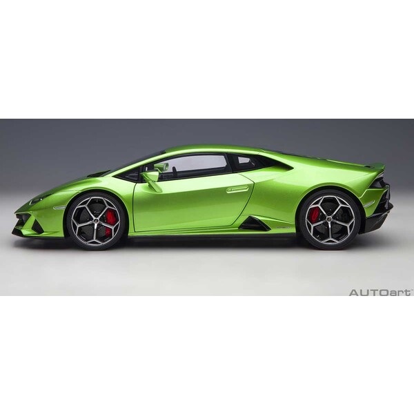 オートアート 1/18 ランボルギーニ ウラカン EVO（パール・グリーン）【79215】 ミニカー