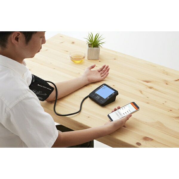 タニタ 上腕式血圧計（ダークブルー） BP-228L-DB TANITA　Bluetooth対応 [BP228LDB]