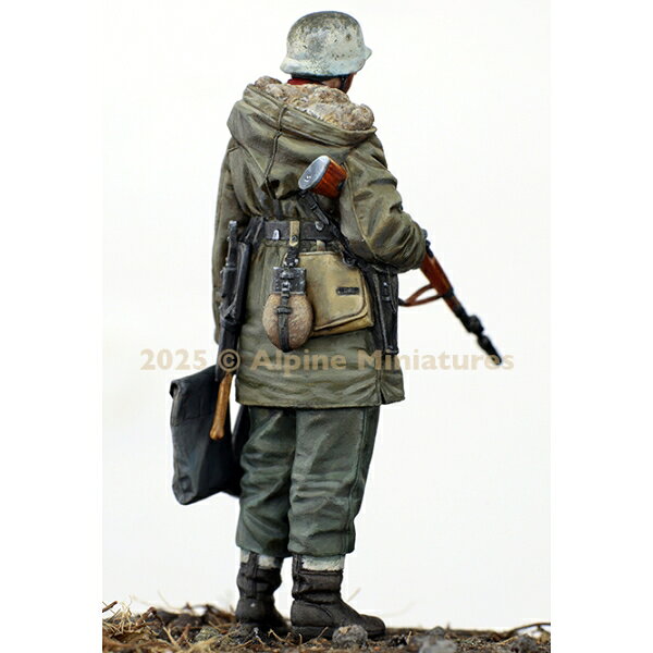 アルパイン 1/35 WWII ドイツ武装親衛隊 擲弾筒付小銃を持つ装甲擲弾兵【AM35325】...