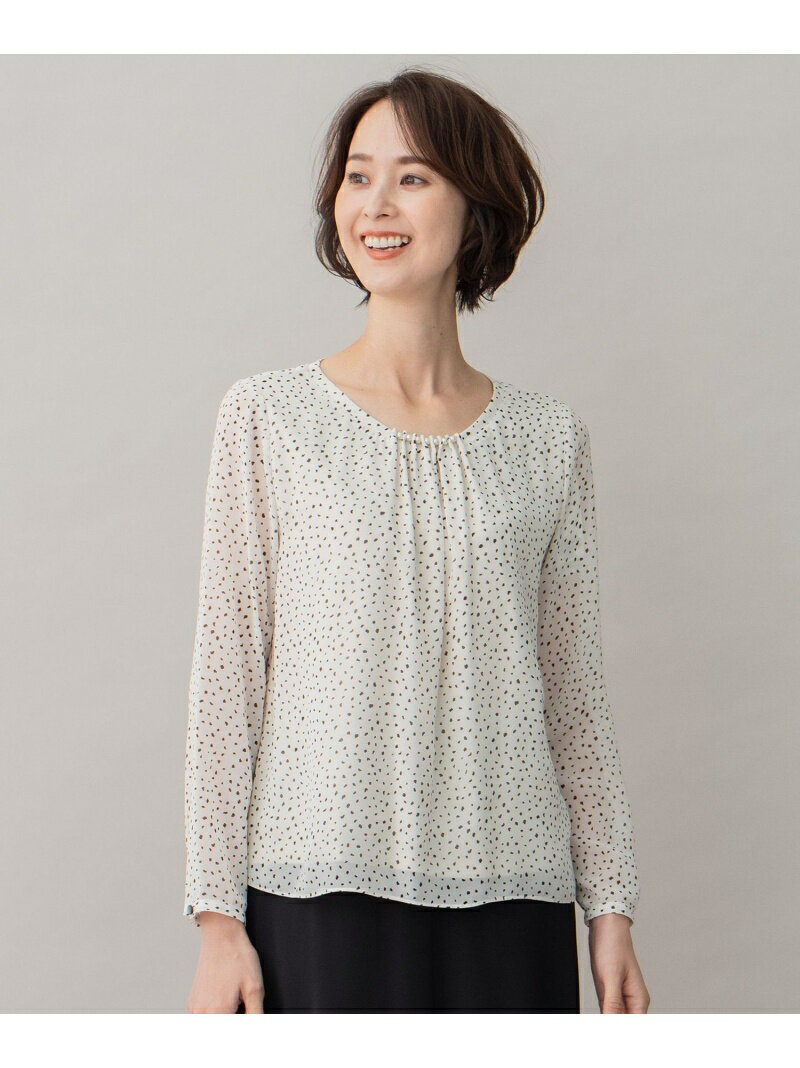 ロイヤルシフォンボタンディティール...