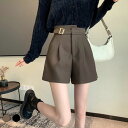 【マラソン期間最大10%OFFクーポン&P2倍】ショートパンツ ハイウエスト レディース 不規則 短パン 着痩せ 美脚 ズボン ショート丈 春 秋 冬 ショーパン Aライン ワイド裾 パンツ 通勤 オフィス ボトムス ブラック ブラウン