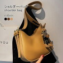 ショルダーバッグ レディース カバン 斜め掛け 肩掛け 幅広肩ベルト 調節可 2way バッグ 合皮 ポシェット ファスナー 斜め掛けバッグ ファッションバッグ ウサギ 飾り物 通勤 デート 肩掛けバッグ 大容量 鞄 ブラック ブラウン