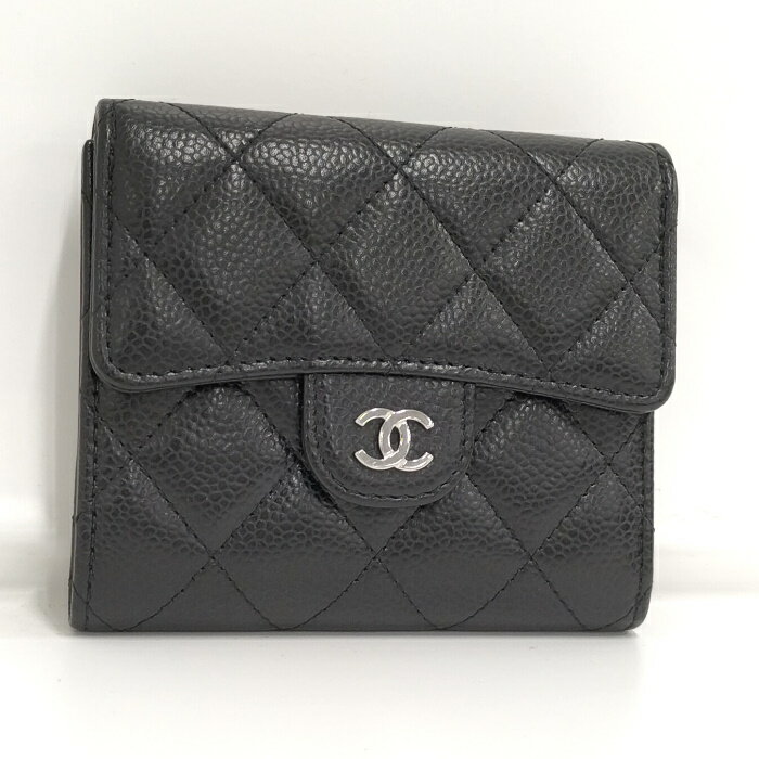【中古】CHANEL 三つ折り コンパクト財布 マトラッセ ココマーク キャビアスキン ブラック AP0231