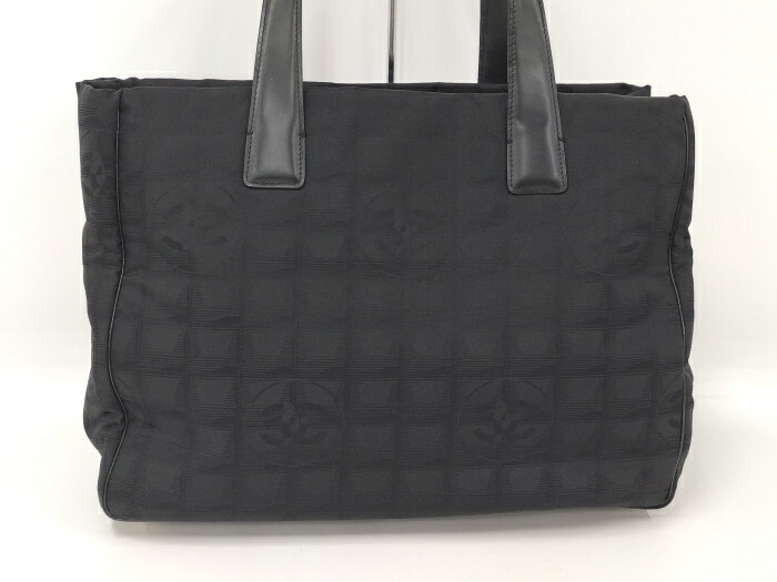 【中古】CHANEL ショルダーバッグ ニュートラベルライン ブラック ナイロン