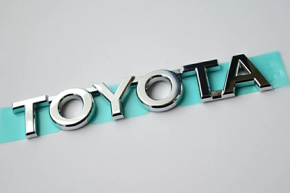 オーリス用 トヨタ純正エンブレム リア左「TOYOTA」文字 2代目オーリス（E180系）