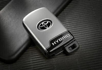 【50系トヨタ カムリ】「HYBRID」ロゴ入り スマートキーカバー 3ボタン用 海外仕様純正アクセサリー 【50系トヨタ カムリ】「HYBRID」ロゴ入り スマートキーカバー 3ボタン用 海外仕様純正アクセサリー