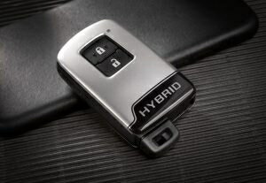 【50系カムリ】「HYBRID」ロゴ入り スマートキーカバー 海外仕様純正アクセサリー 【50系カムリ】「HYBRID」ロゴ入り スマートキーカバー 海外仕様純正アクセサリー