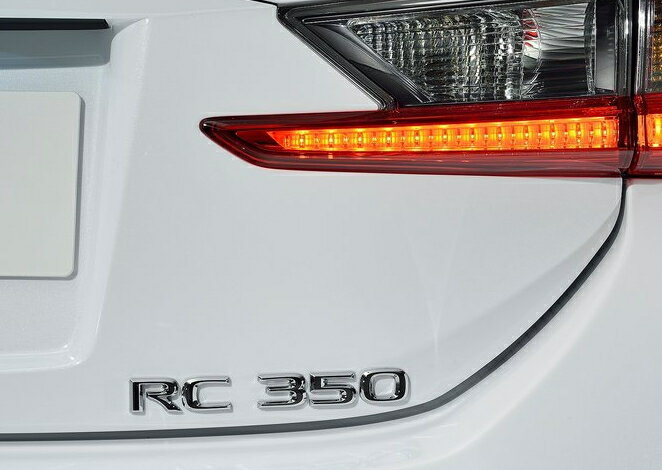 【現行型LEXUS RC】リア右「RC350」文字 エンブレム 海外仕様純正部品