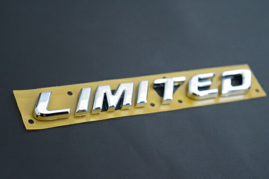 【10系トヨタ C-HR】リア「LIMITED」文字 エンブレム 海外仕様純正部品