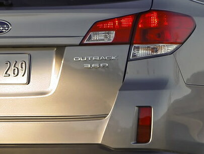 【BR系レガシィ アウトバック】リア右「OUTBACK 3.6R」文字 エンブレム 海外仕様純正部品