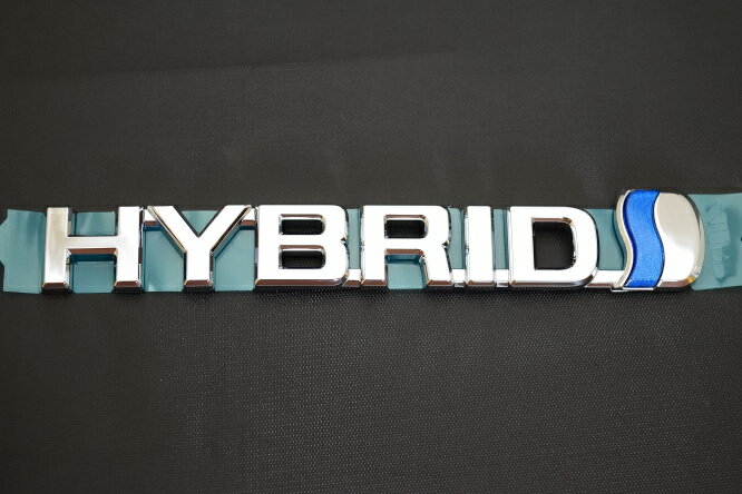 TOYOTA - ヤリスクロスハイブリッド用 トヨタ純正エンブレム リア右「HYBRID」文字