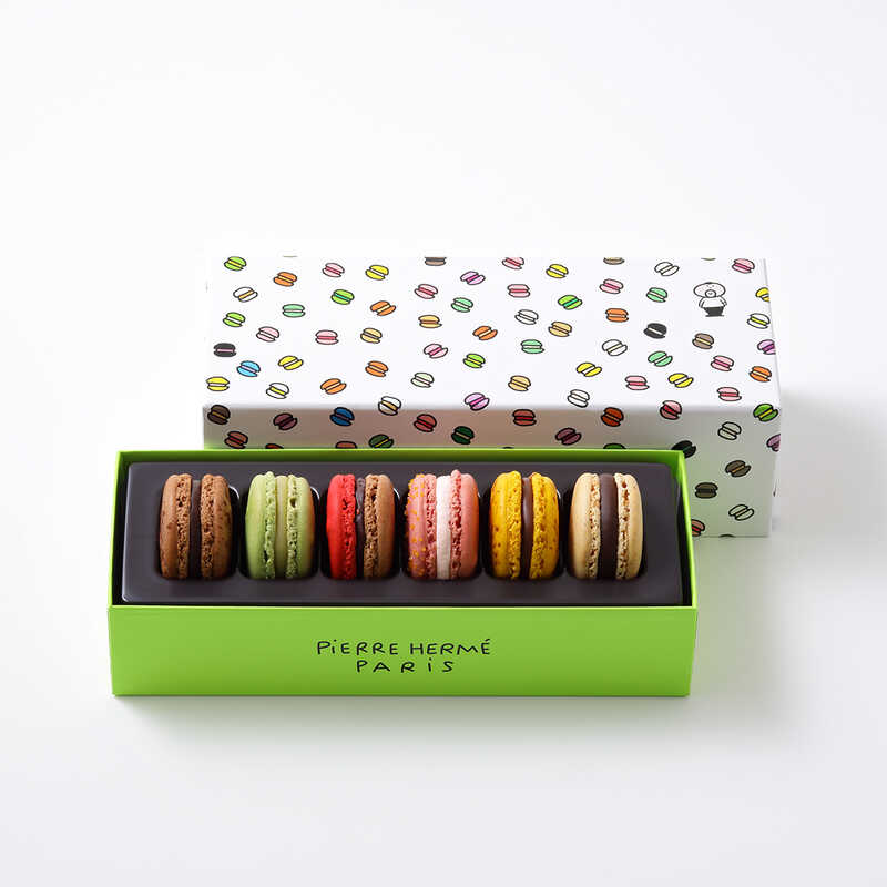 バレンタイン チョコ 2025 バレンタイン チョコ おしゃれ キャラクター ピエール・エルメ・パリ バレンタイン マカロン 6個詰合わせ ホワイトデー お返し 2023 マカロンピエール・エルメ・パリ 春ギフト 詰め合わせ 東京 お土産 御中元 お返し スイーツ ホワイトデー