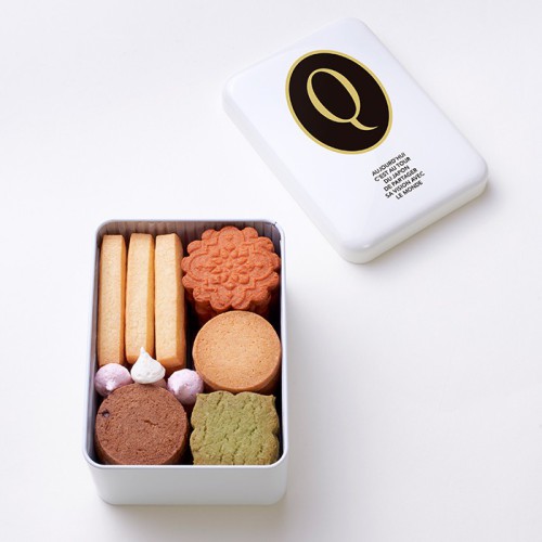 Galerie Q (黒船クッキー缶) 黒船 常温便 クリスマス お歳暮 プレゼント ホワイトデー 贈り物 お取り寄せ スイーツ 母の日 父の日 グルメ 手土産 ひな祭り 節分 お中元 御中元 ギフト ホワイトデー お返し お菓子 2024 お祝い 引出物