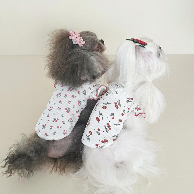 【本日はポイント10倍】犬服 インナー 春夏 ペット洋服 ドッグウェア ワンピース 綿 レース 柔らかい フリフリ袖 超可愛い 上品 人気 伸縮性良い さくらんぼ柄 薔薇柄 お出かけ お散歩 送料無料