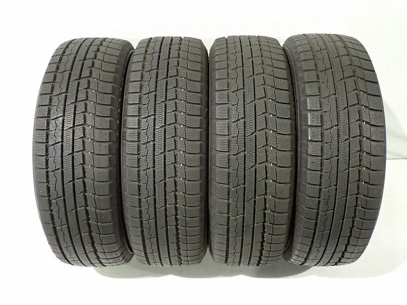 【中古】215/70R16 スタッドレスタイヤ 4本セット トーヨー ウインタートランパスTX ( 16インチ 215/70-16 )