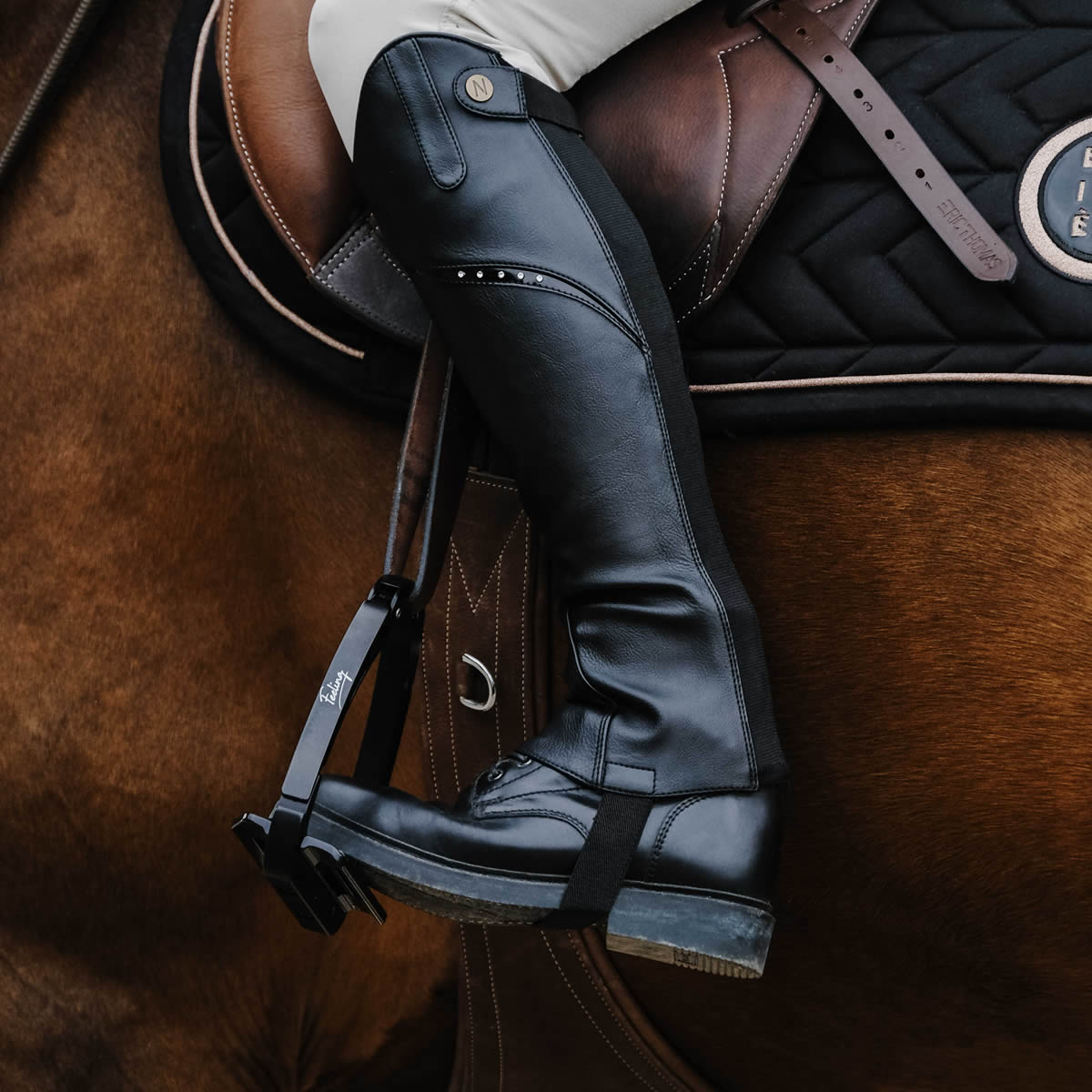 ���� ����åץ� �����ȥ� EKKIA �Ρ��ȥ� �֥饤�� ���� �ϡ��ե���åץ� �������� �϶�