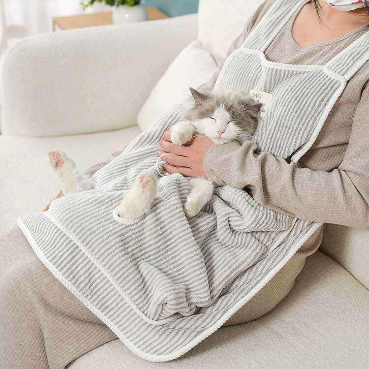JoenPlusの【楽天スーパーSALE】ペッ ペット猫寝袋 猫寝袋 ペット寝袋 抱っこキャリー 前掛け 毛粘着防止 エプロン 抱っこ 猫 犬 ペット猫寝袋 抱っこ用エプロン｜アングル2