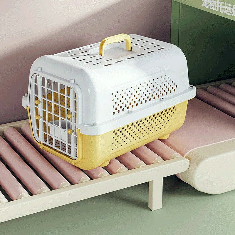 ペットの航空箱 猫の犬は適用して 風通しがよくて通気性があり 携帯用の車のケージ...