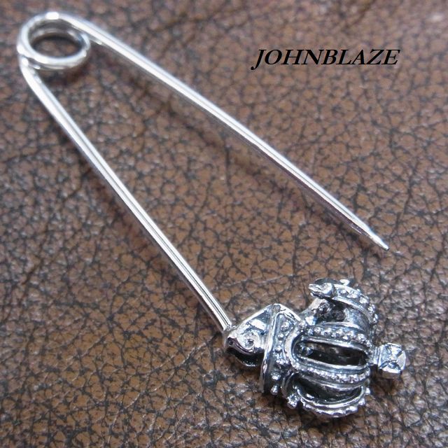 シルバー925製 銀の安全ピン クリップ 王冠 クラウン ブローチ 留め キーホルダー キーチェーン キーリング 鍵 ジョイントパーツ メンズ レディース