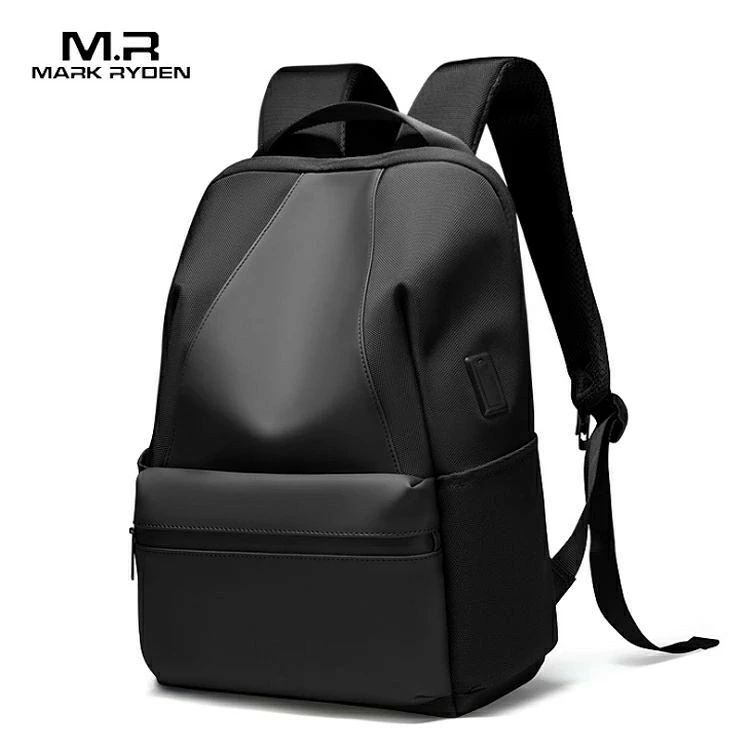 商品名 定番ビジネスリュック サイズ＆仕様 商品型番：MR-9809 カラー：ブラック 重量：0.9Kg サイズ： 14Inch：38CM*25CM*16CM(容量：PC14inch対応可能) 15Inch：42CM*27CM*19CM(容量：PC15.6inch対応可能) ※人の手にての計測となります為、サイズにつきましては1〜2cmの誤差が生じる場合がございます。 ※必ずお使いの機器と当ケースの収納寸法をご確認の上お買い求めください。 商品説明 【仕様】MARK RYDEN薄型&セミハードなバックパックです。 ポケットが多数あるのでPC（ラップトップ）やタブレットだけでなく、かさばる上着(ブルゾン・パーカーなど）もすっぽり入ります。小物、書類、PCと分けやすくシンプルな構造なのも特徴です。 【USBポート付き】スマホ、タブレットのバッテリーが少ないときも安心。モバイルバッテリーに接続でき、充電しながらスマホ、タブレットを使用できます。（モバイルバッテリーは商品に付属しておりません。） 【多機能】 A、バックの背面部にはドランクに固定られるベルトがあり、長期旅行、海外出張などの長時間背負時に肩の負担を減します。 B、3D通気性メッシュデザインですので、通気性が良くて、汗の損失を低減します。 【肩の負担を軽減し、通気性も◎】 背面、ストラップ裏面はクッション材の上にメッシュ素材を使用しており、通気性に優れています。背面は背骨のS字合うように設計され、肩や背中への負担を軽減しながら、より身体にフィットするチェストベルト装備の安心設計です。 商品カラー ブラック 素材 ナイロン/ポリエステル/PU 発送 佐川急便