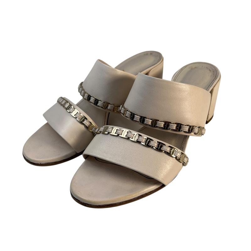 Salvatore Ferragamo フェラガモ 靴　サンダル ベージュ A-8451のサムネイル